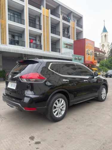 🚘 មហាសែនថ្មី  ថ្មី 99% NISSAN XTRAIL