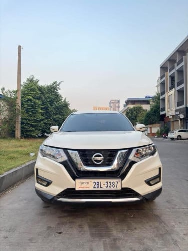 🚘 ថ្មីហួសការស្មានថ្មី X-TRAIL 2021ម្ចាស់ដេីម ថ្នាំសុីនមួយជុំ