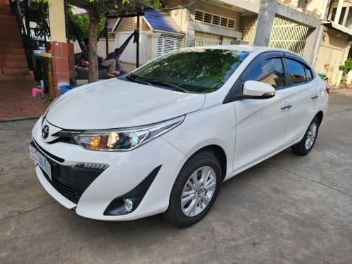 លក់​ VIOS ឆ្នាំ018  ម្ចាស់ទី១ មានរំលោះសុទ្ធរឺវ៉ៃដូរបានគ្រប់សារីគ្រប់ខេត្ត