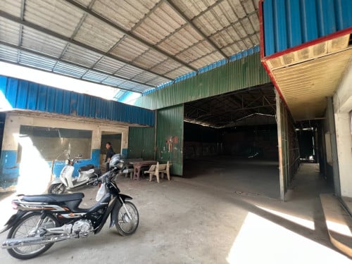 [ ឃ្លាំង សម្រាប់ជួល | Warehouse For Rent ]