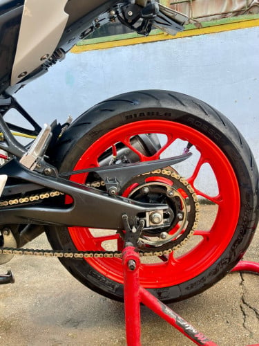 លក់Yamaha MT15 155cc ឆ្នាំ2019មានពន្ធត្រឹមត្រូវម៉ាសុីនុំមិនដែលដោះ