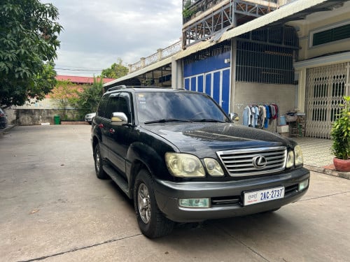 01បងប្អូនឡានស្អាតអត់បុកអត់ច្រះមានហ្គាស់ហើយសំបក កង់ថ្នីបួនគ្រាប់
