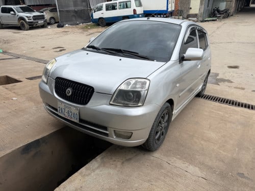 2005 ឡានស្អាត