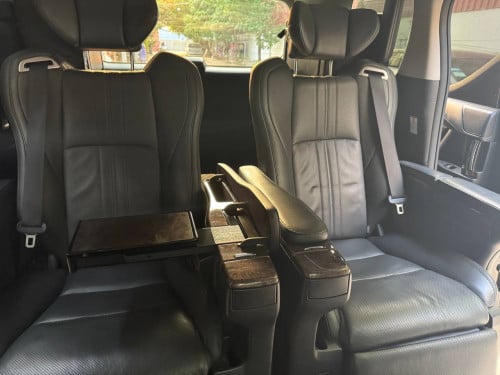 2020 Full Excutive lounge Hybrid