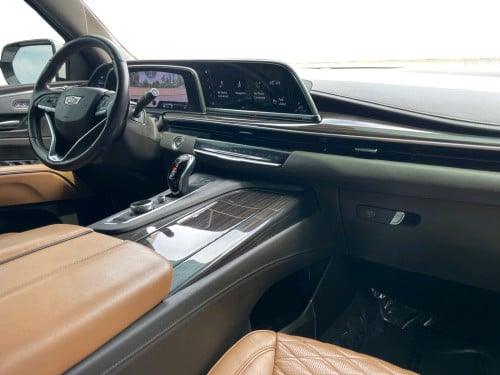 2021 l Cadillac Escalate ESV l 36 Speakers