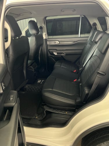 2023 Ford Everest sport