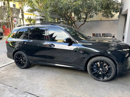 2023 l BMW X7 M-Sport l Original Painting