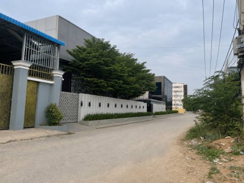 20x30 ឃ្លាំងអាជីវកម្មជួល ភ្នំពេញ | Warehouse For Rent