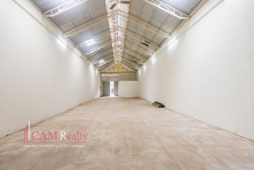 216 sqm Warehouse For Rent in Tuol Tumpung