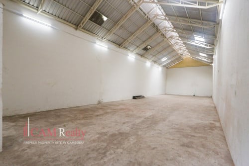 216 sqm Warehouse For Rent in Tuol Tumpung