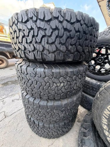275 70 16R Bf goodrich 320$