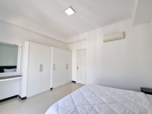 2Bedroom Swimming Pool Furnished Serviced Apartment with Gym For Rent near AEON mall