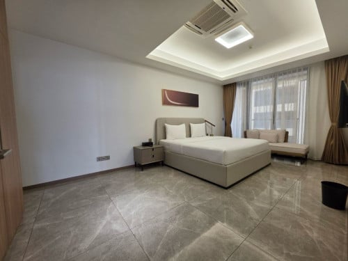 3 Bedroom Penthouse Sky Villa For Rent in Olympic