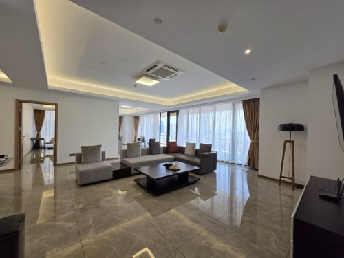 3 Bedroom Penthouse Sky Villa For Rent in Olympic