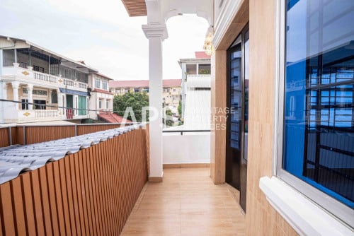3 Bedroom Townhouse For Sale | Beong Tompun | Phnom Penh