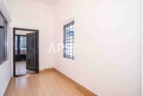 3 Bedroom Townhouse For Sale | Beong Tompun | Phnom Penh