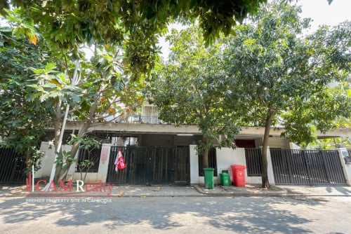 4 BR twin villa for rent in Borey Peng Huoth The Star Emerald 2