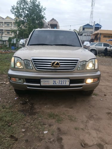 470ឆ្នាំ2000ម្ចាសដេីមលក់ដូសារី11000$ចរចារ