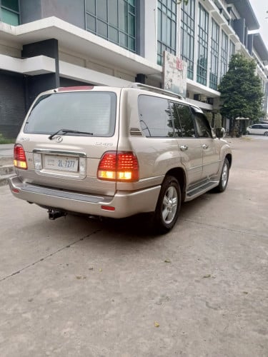 470ឆ្នាំ2000ម្ចាសដេីមលក់ដូសារី11000$ចរចារ