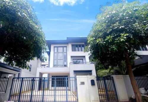 5 Bedroom Villa for Rent in Borey Chipmong 598