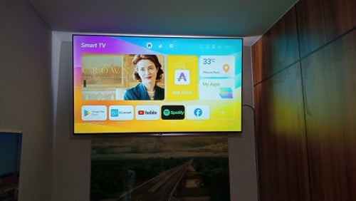 75 inch UHD 4k smart TV
