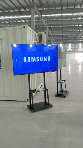 75 inch UHD 4k smart TV