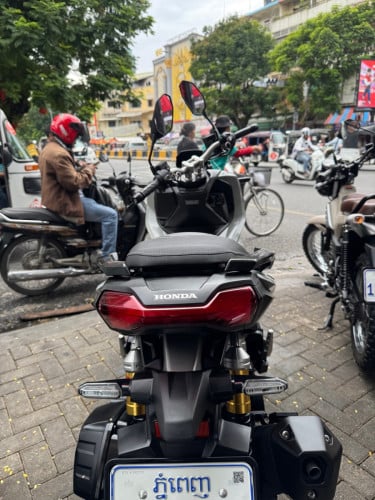 ADV 021 ពណ៍សុីម៉ង់