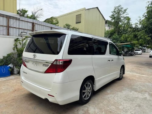 Alphard 2013 plate number 2CC-xxxx