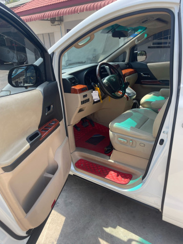 Alphard 2014