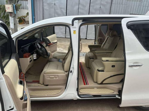 ALPHARD 2014 For Rent /出租
