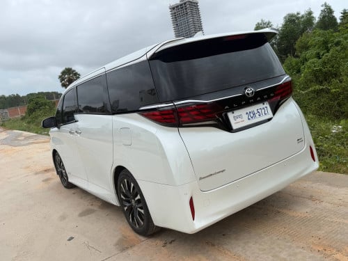 ALPHARD 2024 Lounge HEV New 99%