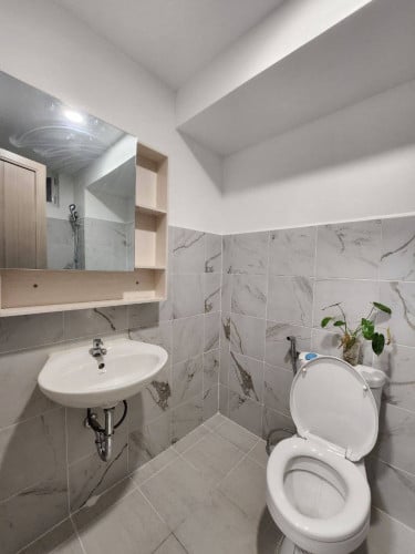 Arakawa condo two bedroom for rent