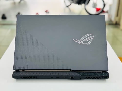 ASUS ROG STRIX G713RW