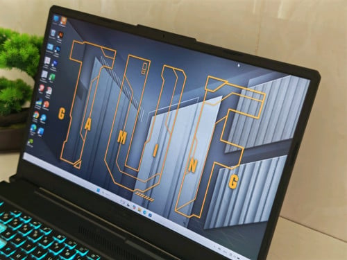 ASUS TUF Gaming F17 FX706HCB ( 98.99%)