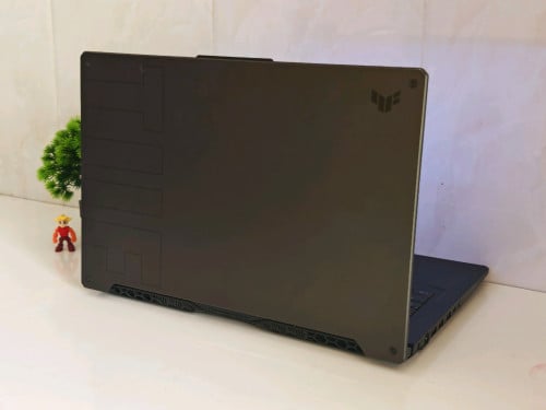 ASUS TUF Gaming F17 FX706HCB ( 98.99%)