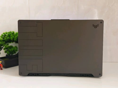 ASUS TUF Gaming F17 FX706HCB ( 98.99%)