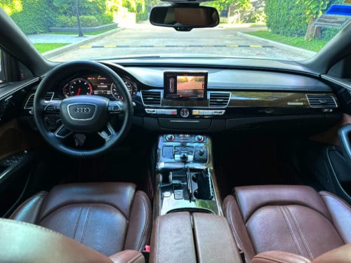 Audi A8L តួវែង 2013ដំបូលបើក 2 តង់ កៅអីម៉ាស្សា Full option VIP