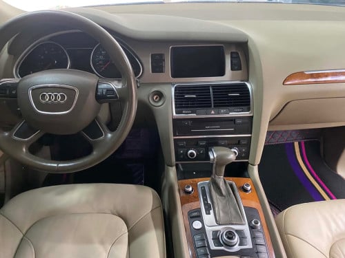 Audi Q7 ឆ្នាំ2015