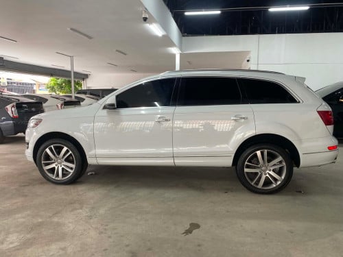 Audi Q7 ឆ្នាំ2015