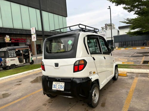 Bajaj quteលក់