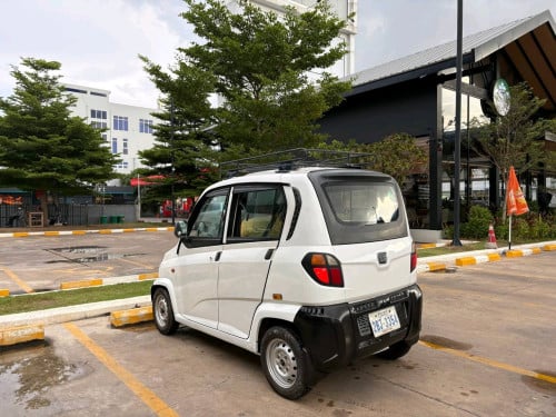 Bajaj quteលក់