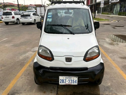 Bajaj quteលក់