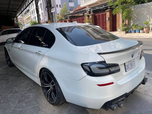 BMW 5 Series 2012 For Rent /出租