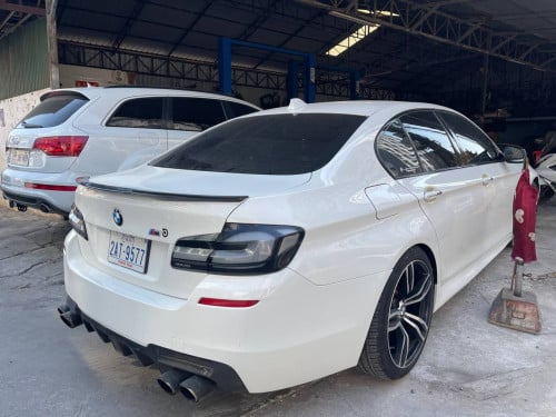 BMW 5 Series 2012 For Rent /出租
