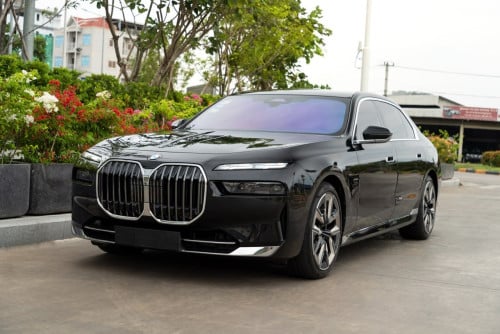 BMW 740i 2023 Plate number