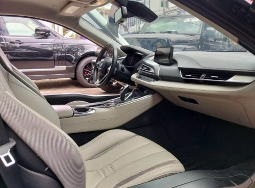 BMW I8 2015 ក្រដាសពន្ធ 35000$ ចរចា