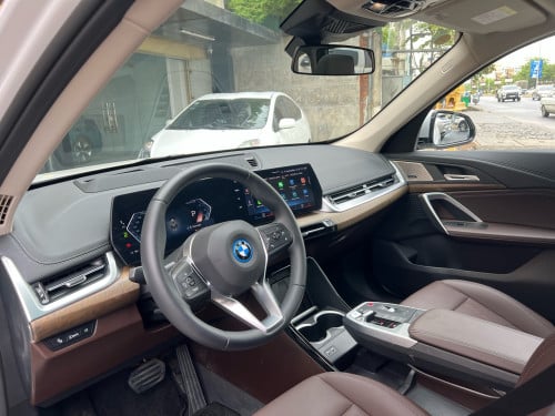 BMW IX1 xDrive30L 2024 EV