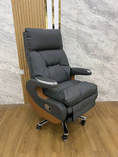 Boss Chair
