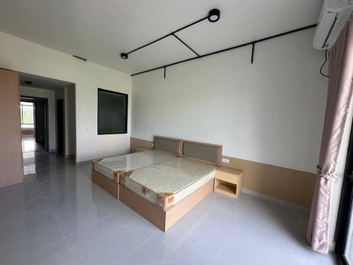 Building For Rent