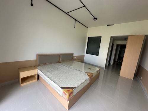 Building For Rent